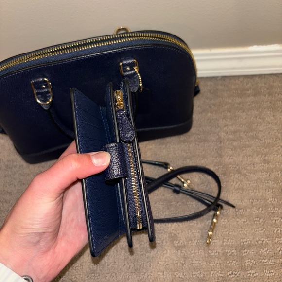 BNWOT Coach Purse with matching Wallet! - Picture 9 of 9